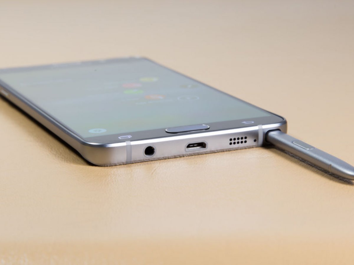 قرار دادن اشتباه قلم S در سامسونگ Galaxy Note5 گوشی را برای همیشه خراب می کند